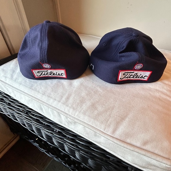 Set of 2 Titleist Pro V1 & Foot-Joy Golf Hats - Navy Blue - Picture 3 of 8